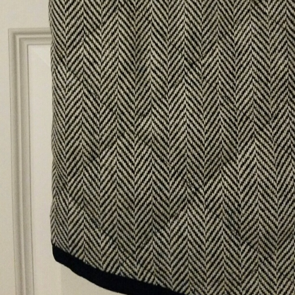 HERRINGBONE VEST - Picture 8 of 10
